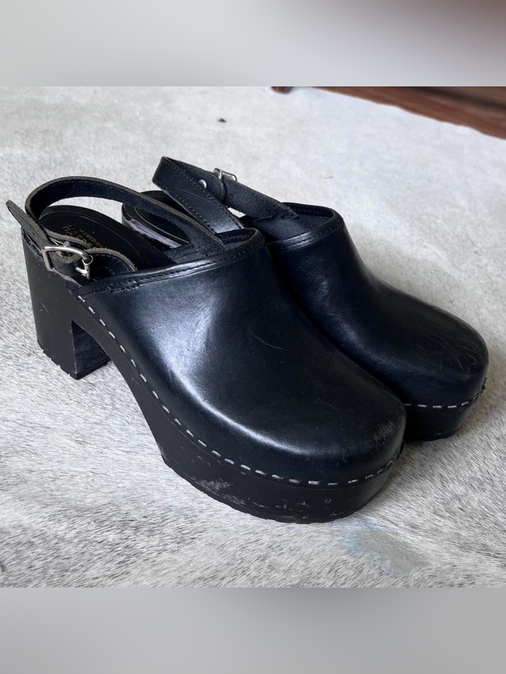 Black leather Swedish Hasbeens